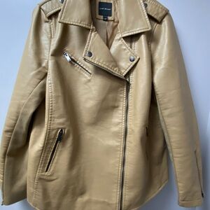 NWOT Lane Bryant Women’s Size 14-16 Camel Faux Leather Jacket